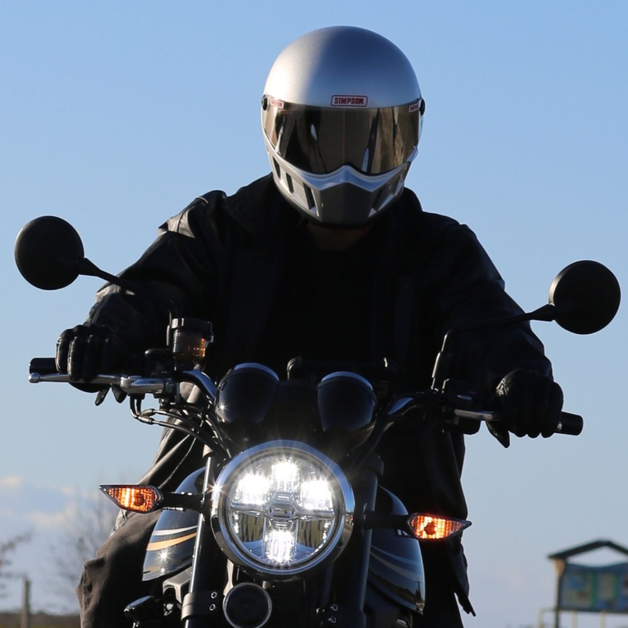 SIMPSON SB15 シルバー｜SIMPSONヘルメット公認オンラインストア