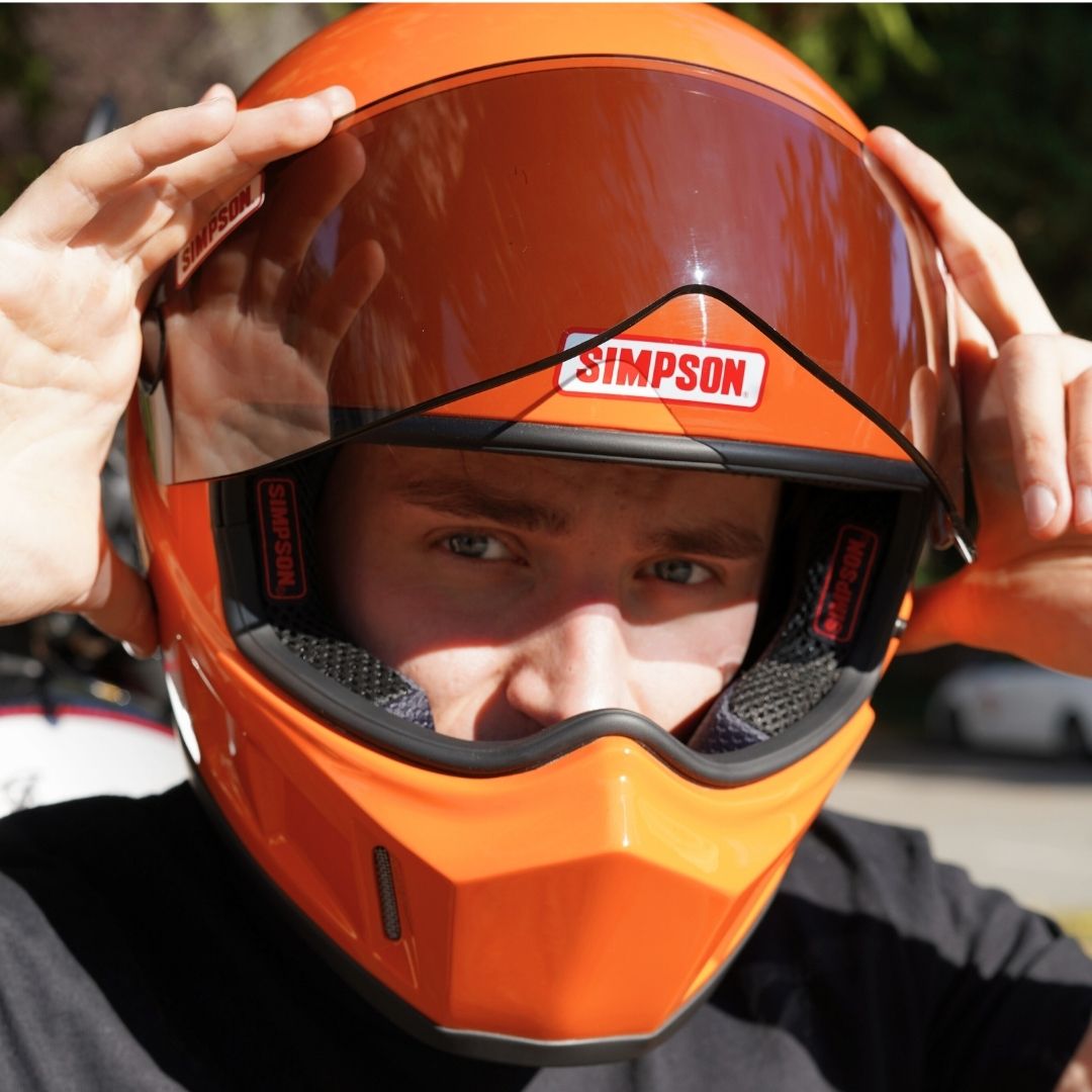 SIMPSONヘルメット公認オンラインストア