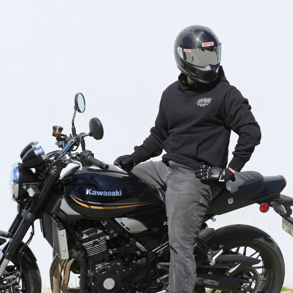 SIMPSON BANDIT Pro カーボン