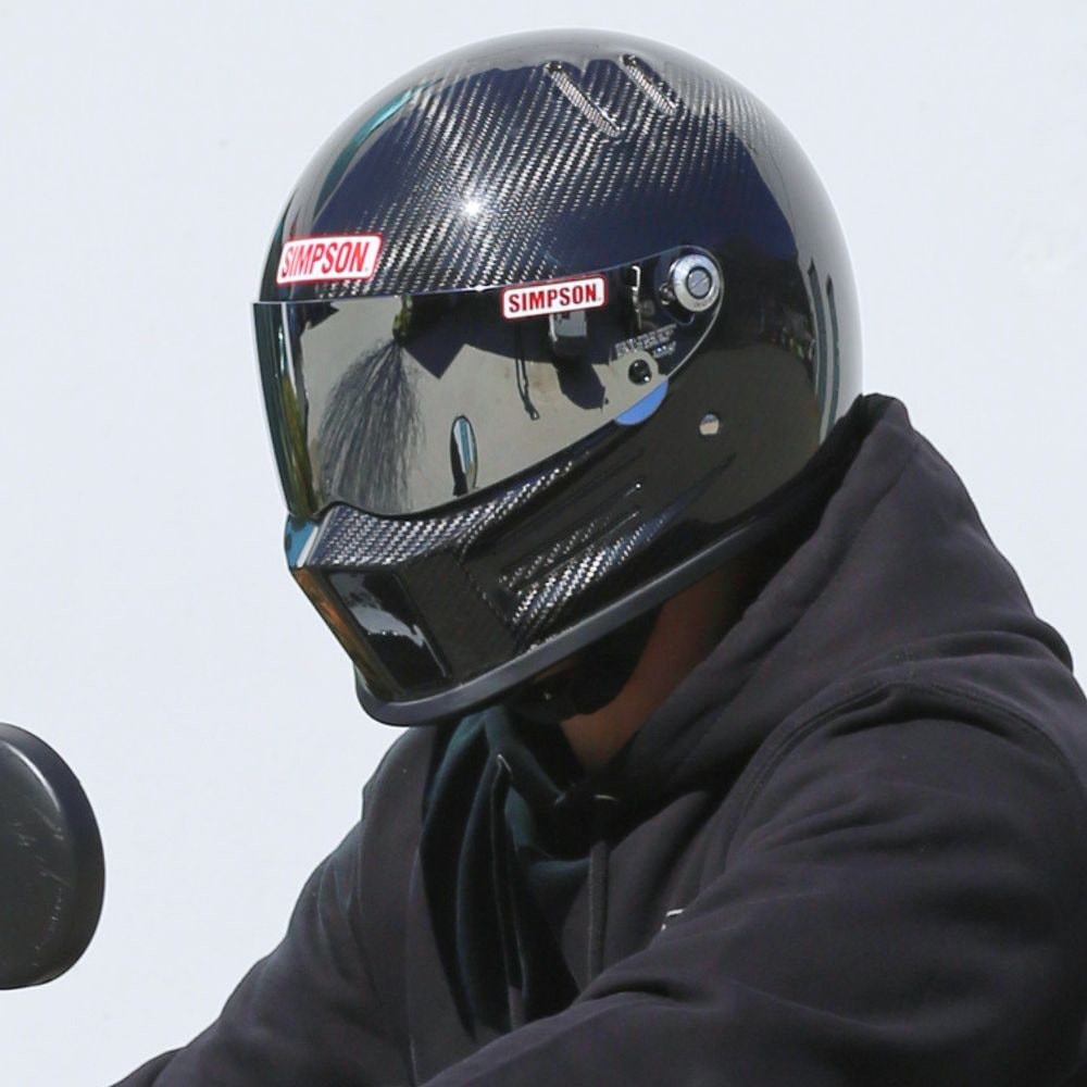 SIMPSON BANDIT Pro カーボン