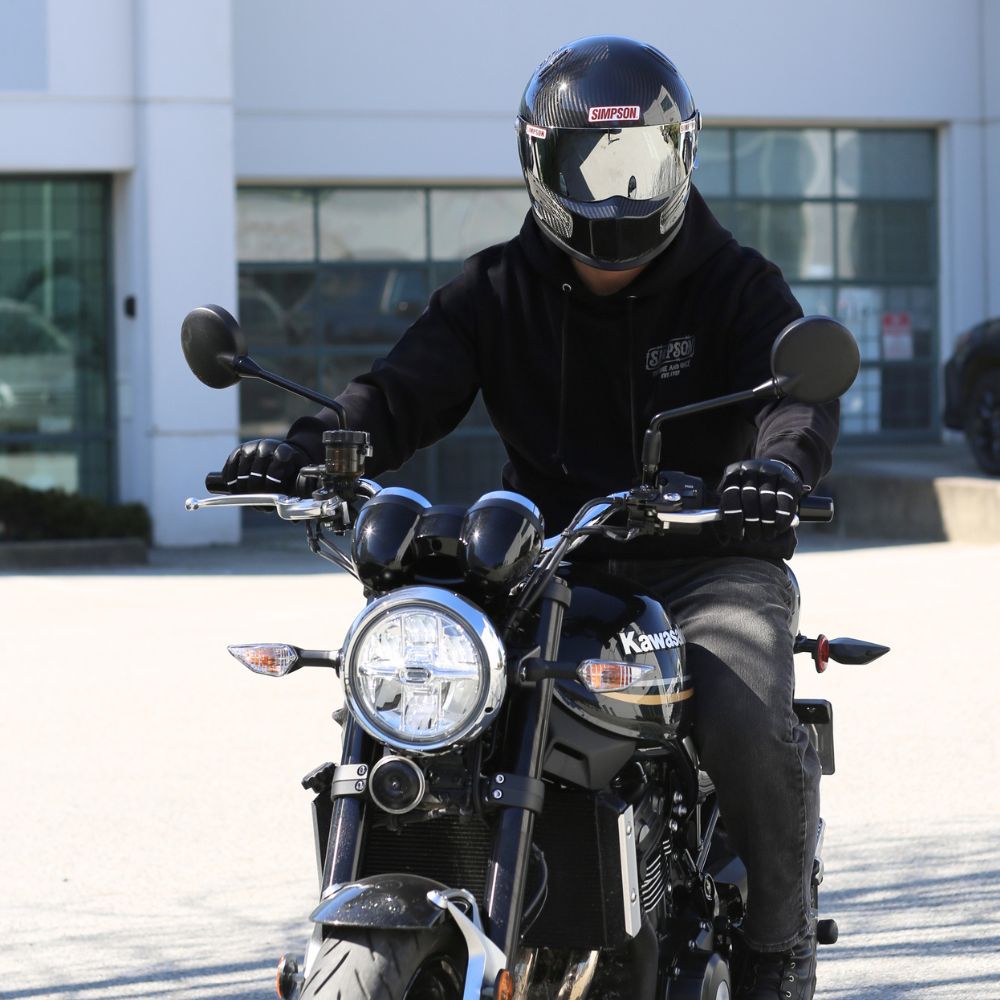 SIMPSON BANDIT Pro カーボン