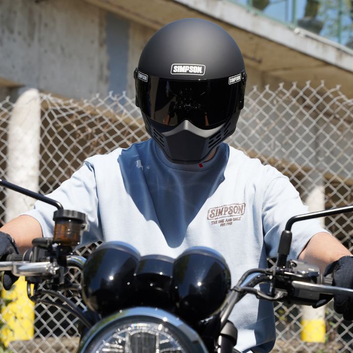 【本物】シンプソン　M10 マット　ブラック　ヘルメット　フルフェイス ミラー SIMPSON M10 マットブラック｜SIMPSONヘルメット公認オンラインストア
