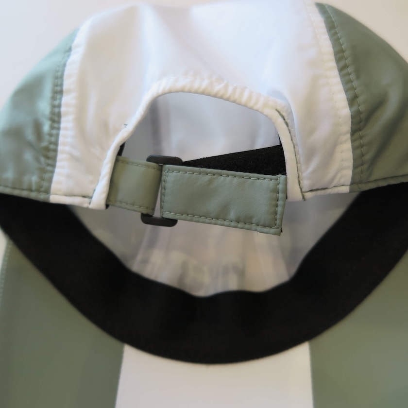 LONG VISOR CAP-A  EVER GREEN