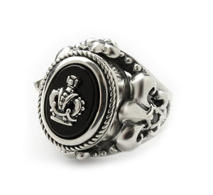 【本国オーダー・受注生産】OVAL ONYX FRAME RING w/ CROWN