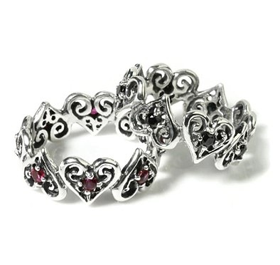 Alternating Allegra Heart Band w/ CZ
