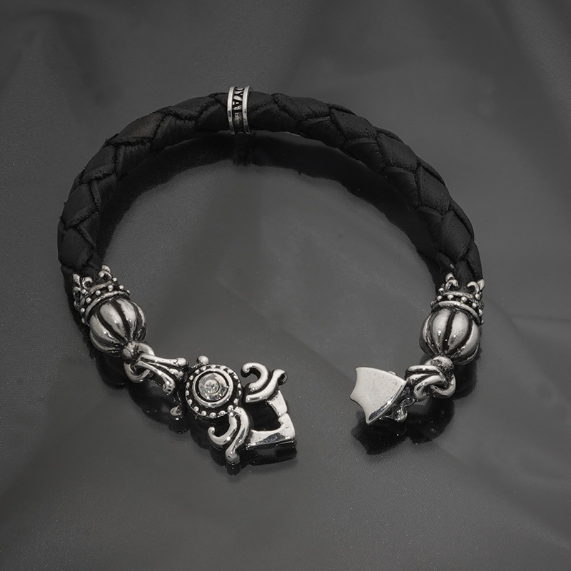 【本国オーダー・受注生産】Thick braided bracelet w/ Crown Tips and Shield Clip