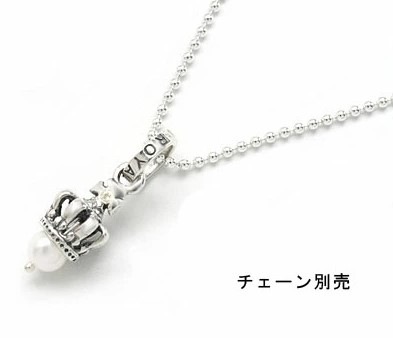 【本国オーダー・受注生産】TINY CROWN PENDANT W/ PEARL &DIAMOND ON CROSS 