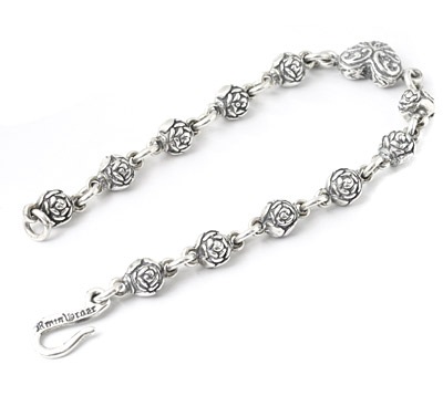 【本国オーダー・受注生産】ROSEBEAD W/ 1 CARVED HEART