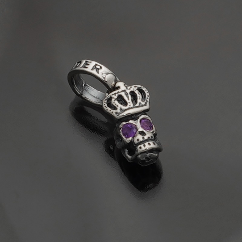 Skull with Crown with Amethyst in eyes