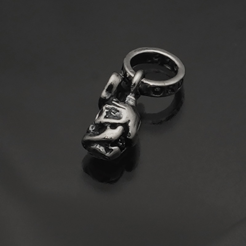 Skull with Crown with Amethyst in eyes