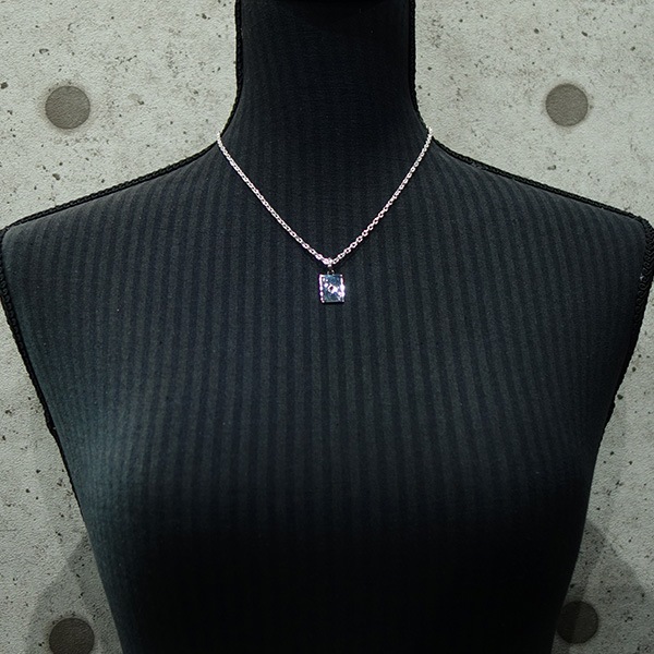 ACE OF DIAMONDS w/STONE