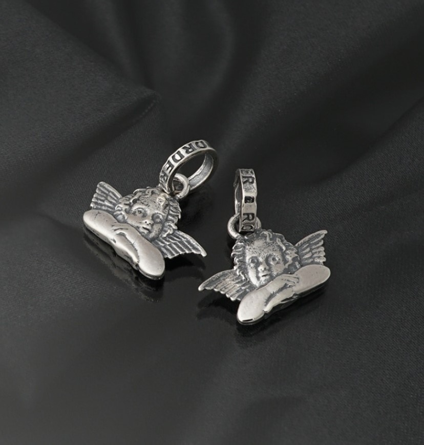 Sistine Cherub Resting Charm LARGE