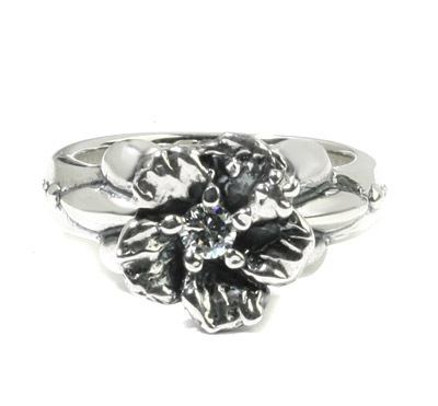 LAHAINA SMALL HIBISCUS w/& CENTER CZ