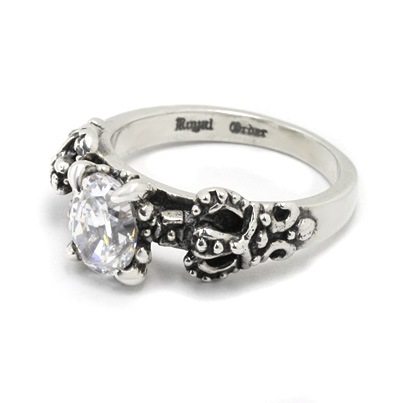 SMALL OVAL ANTOINETTE W/ 1 CZ