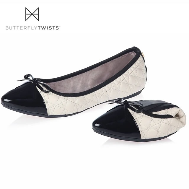 BUTTERFLY TWISTS バタフライツイスト 21012N HOLLY ホリー CRM/BLK クリーム/ブラック　スリッポン スリップオン靴 フラットシューズ レディース シューズ 二次会 結婚式 授業参観 入学式 卒業式