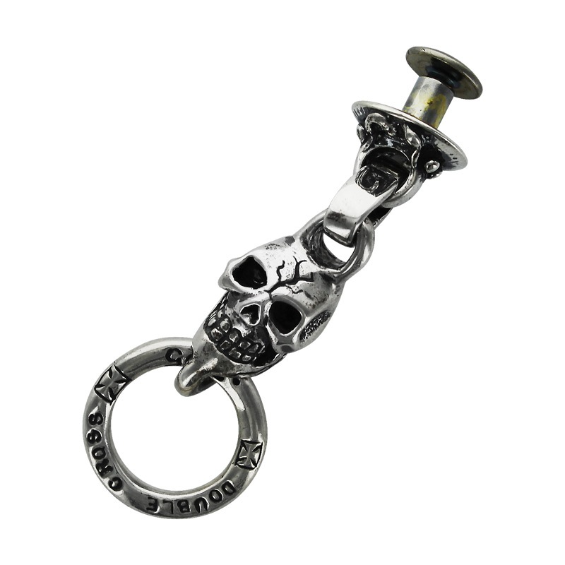 SKULL WITH DOUBLE CROSS RING TOGGLE