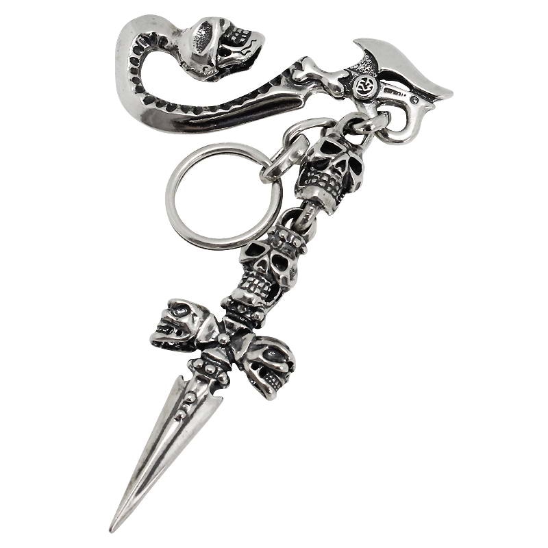 SKULL HOOK - SKULL LINK WITH TRIPLE SKULL DAGGER KEY CHAIN