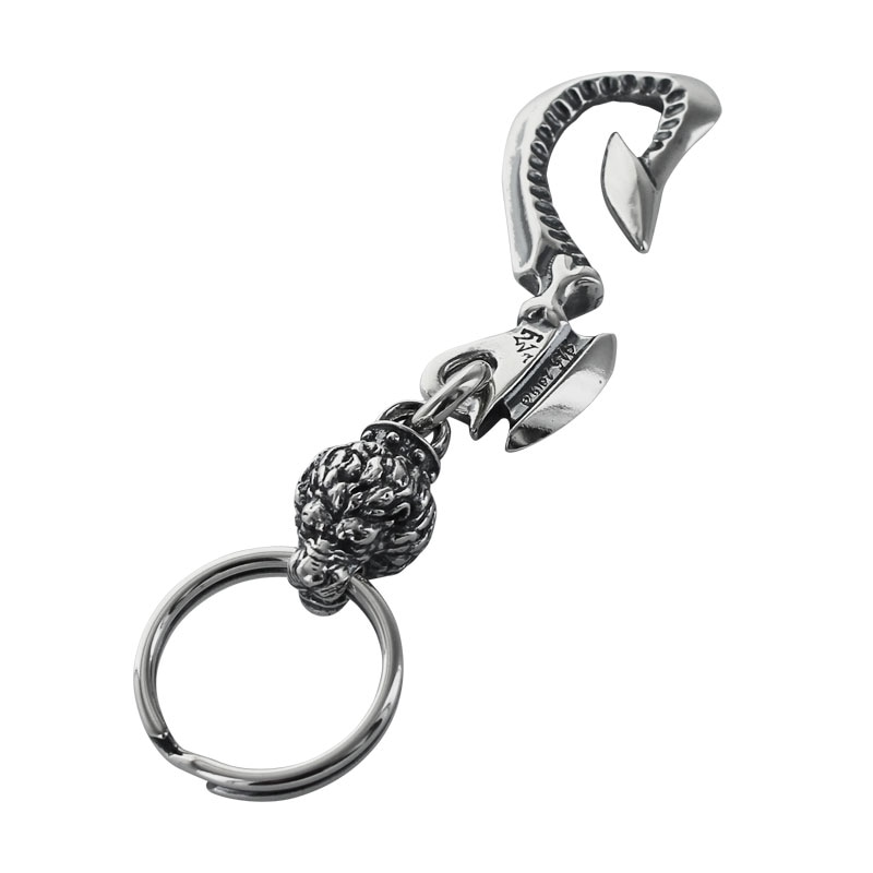 MEDIUM HOOK WITH MEDIUM LION KEY CHAIN