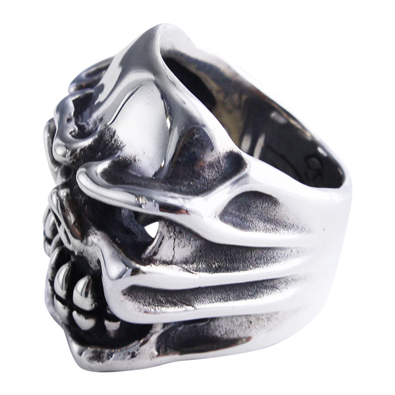 MUTANT CHOMPS SKULL RING