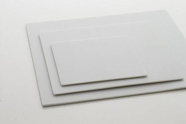 PLATE square flat ���� (�ץ졼�ȡ������������ե�å�)�� Canvas  HANASAKA(�����Х����ϥʥ���) ��Ǵ�ڲ�����Ƥ��롢��������ë�Ƥγѻ������ʤʽ���μ���ʤΤǡ��뺧�ˤ�����Ф�£��ʪ���ץ쥼��Ȥˤ⤪������Ǥ�������������ʻȤ��ˤ⥪�����ʻͳѤ�������