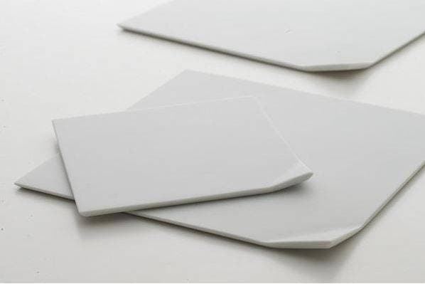 PLATE square lim ����(�ץ졼�ȡ������������)�� Canvas  HANASAKA �ۡؤ��줬��ë�ƤǤ����١ؤ�����������ë�ƤǤ��١��ϥʥ����֥��ɤ���Ƥ��롢������ʶ�ë�Ƥ���ѻ����ե�åȤǥޥåȤ�ȩ�ˡ������դ��������䥢�������꡼���������˱Ǥ��ޤ���