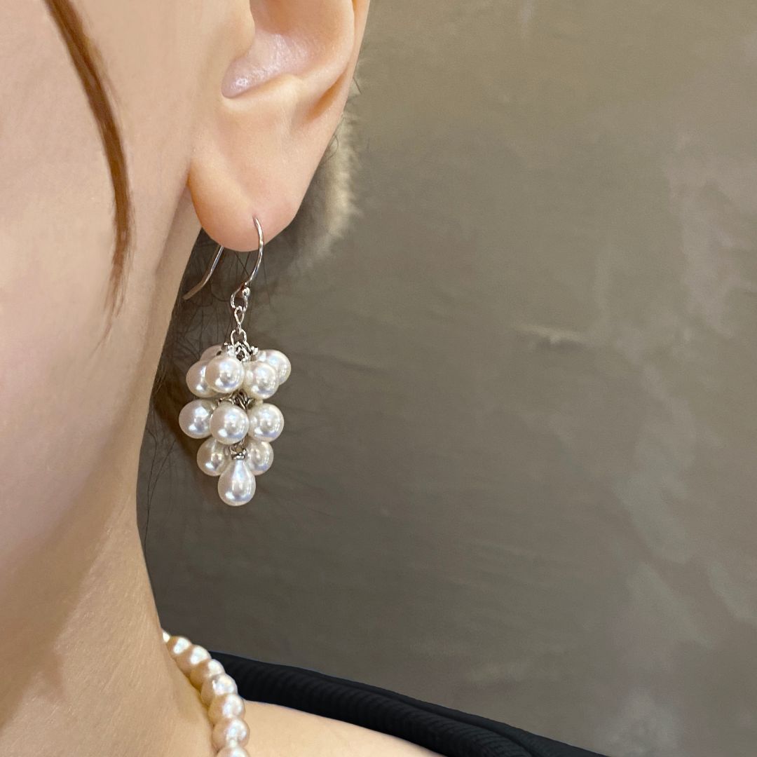 ぶどうピアス[GrapeClusterEarrings]