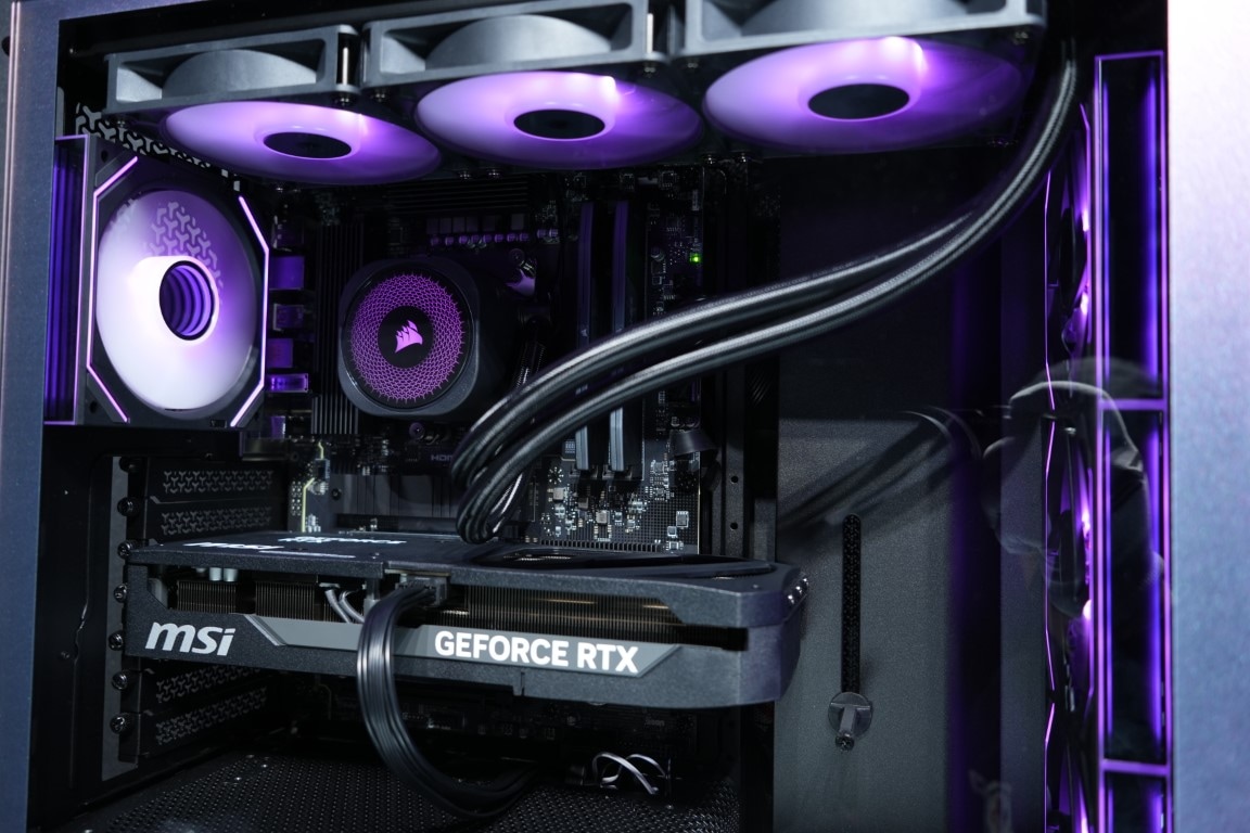 【4000Dseries　Galaxy】<br>Ryzen7 7800x3D・RTX5070