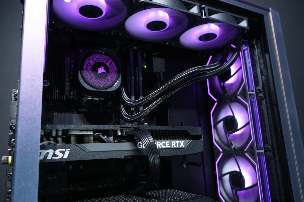 【4000Dseries　Galaxy】<br>Ryzen7 7800x3D・RTX5070