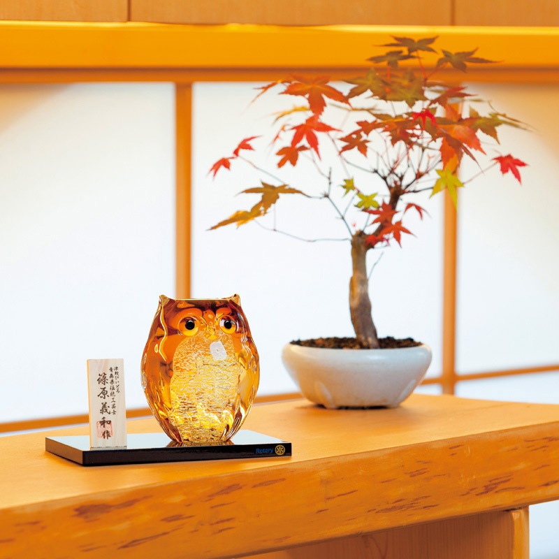 津軽びいどろ　親ふくろう