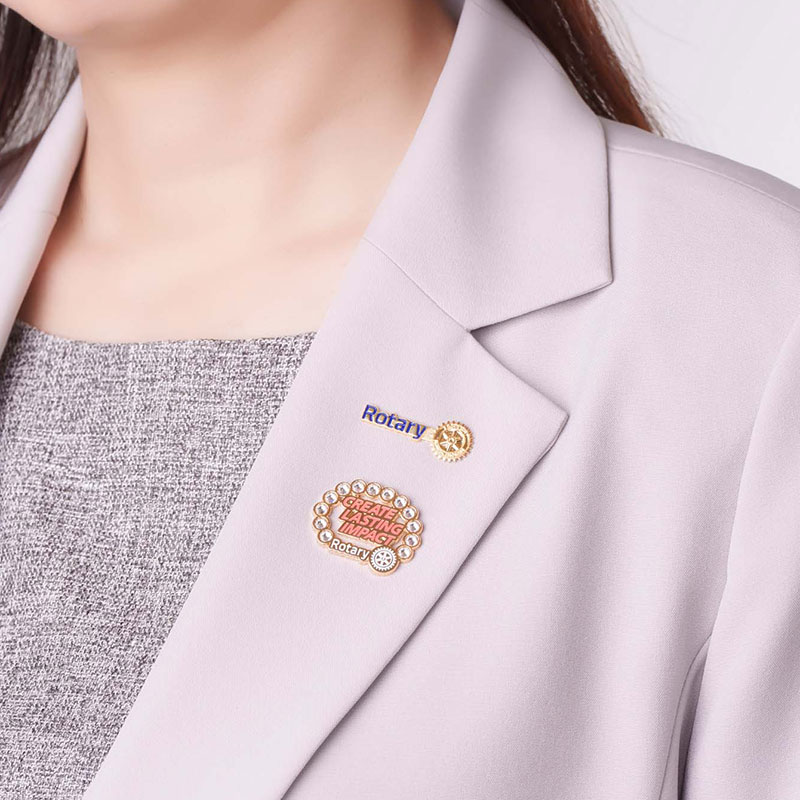 2026-27年RI会長メッセージ入り ブローチ(マグネット式）