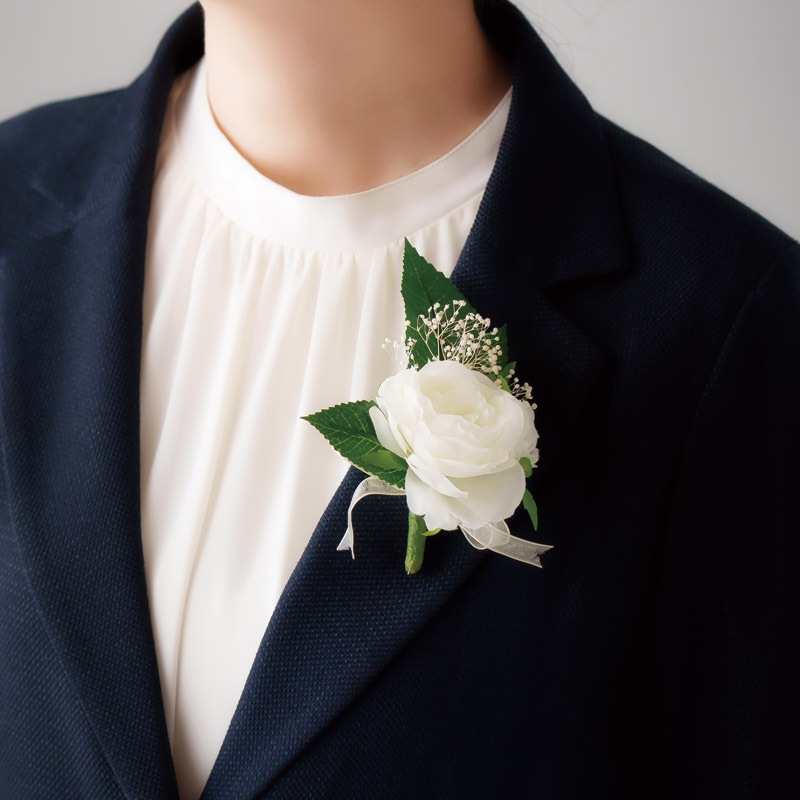 コサージュ(白・バラ)