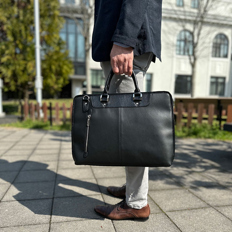 フチ巻大割れビジネスバッグ