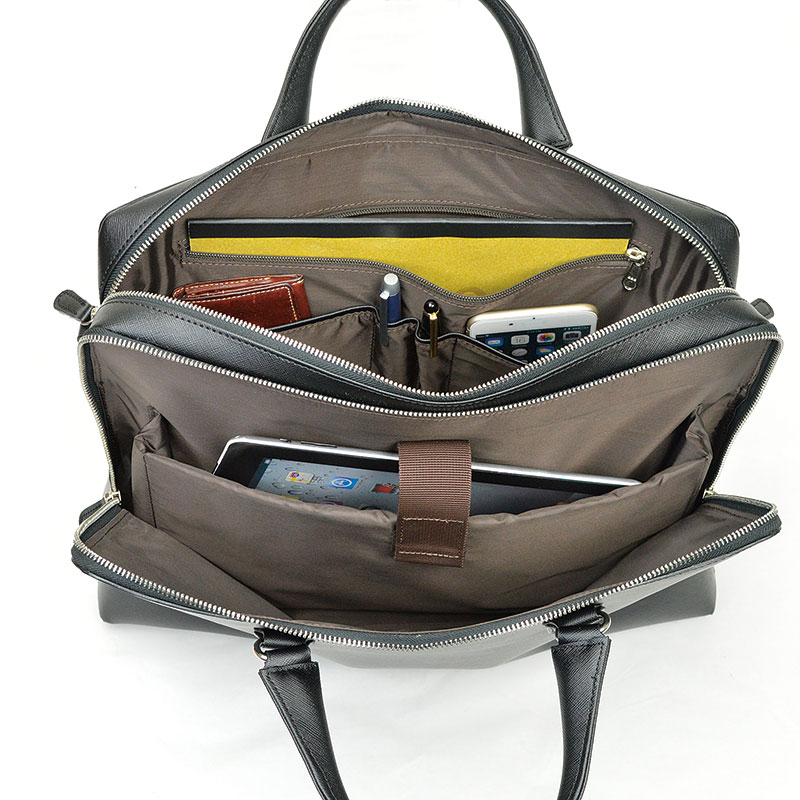 ブリーフケース