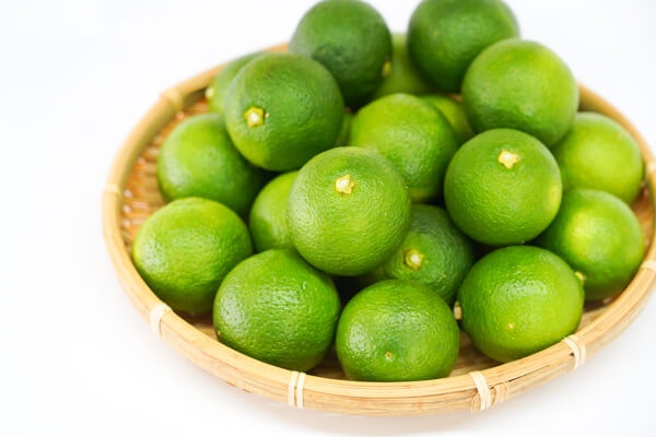 大分有機かぼす（2kg）【産直・別途送料】