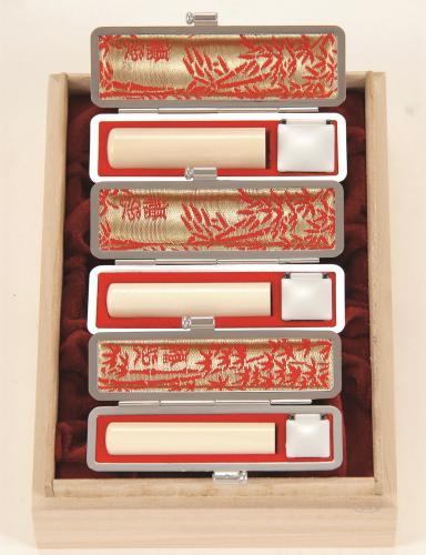 印鑑3本セット　18mm/13.5mm/12mm　象牙(並)　≪付属品≫牛もみ黒印鑑ケース・桐箱・保証書