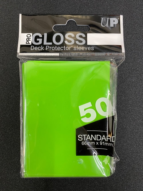 【メイン】UltraPRO GLOSS Deck Protector　スタンダードサイズ　ライムグリーン