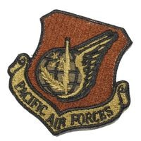 USAF Pacific Air Forces WING PATCH OCP �ڥ���ꥫ���� ��ʿ�ζ��� �����󥰥ѥå� OCP/MULTICAM�ѡ���374��͢�Ҷ��� ͢������ ��åڥ�ۥߥ꥿�꡼ ���Х��Х륲���� ���Х� �����ȥɥ� BDU ��Ʈ�� ���� ���� ���� �º� �����ץ� USAF ARMY �ե饤�� MA1 45�� 36�� yokota ���Ĵ��� ͢�� �ѥ����å� ��ʿ��