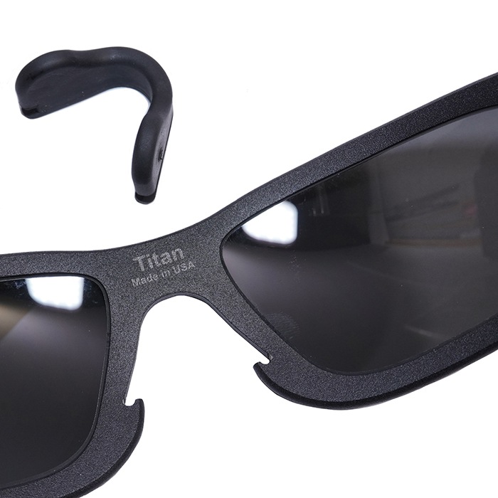 LIQUID TITAN  Matte Black/Smoke Polarizedڥꥭåɡ󡡥ޥåȥ֥å/⡼ݥɥ󥺡  ߥ꥿꡼ 󥰥饹 ꥭå Liquid  SEAL ü ߥ˥