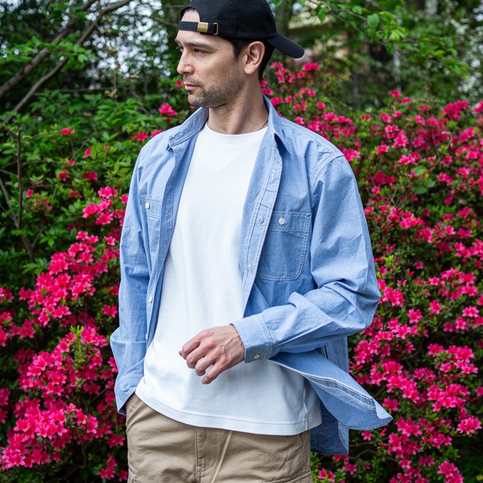 AVIREX BASIC CHAMBRAY LONG SLEEVE SHIRT<br>�ڥ�������å��� �١����å� �����֥졼 Ĺµ����ġ�7833920003 ��� �ߥ꥿�꡼ �����ȥɥ� �����奢�� �����٥졼����� �١����å� ����åɥ��顼 ���ӥ�å��� Ĺµ����� �֥롼
