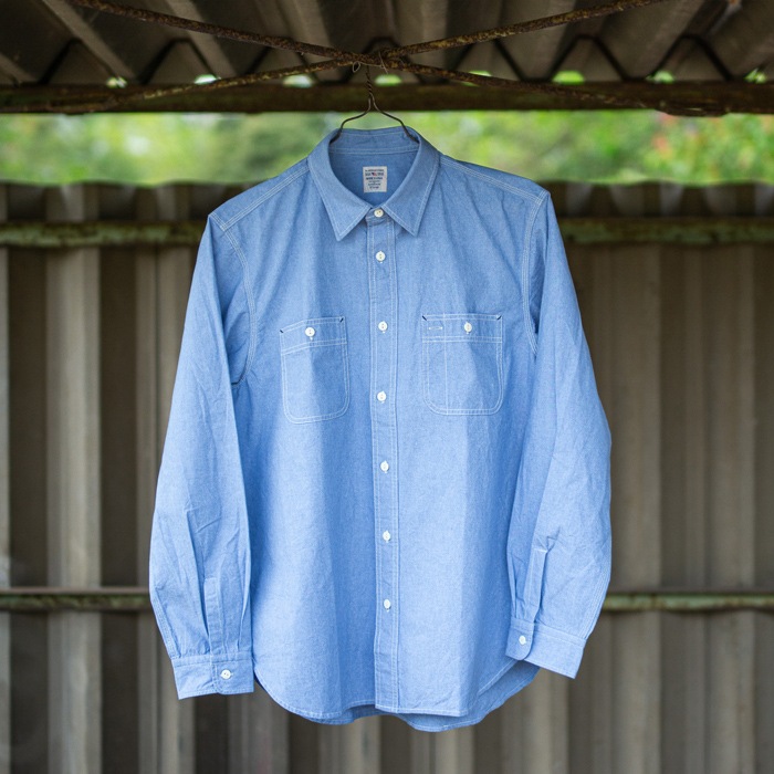 AVIREX BASIC CHAMBRAY LONG SLEEVE SHIRT<br>�ڥ�������å��� �١����å� �����֥졼 Ĺµ����ġ�7833920003 ��� �ߥ꥿�꡼ �����ȥɥ� �����奢�� �����٥졼����� �١����å� ����åɥ��顼 ���ӥ�å��� Ĺµ����� �֥롼