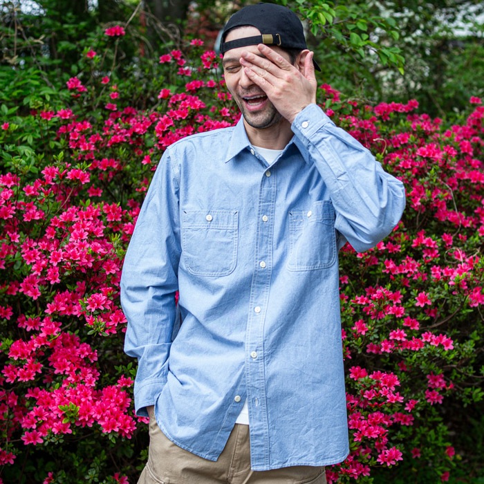 AVIREX BASIC CHAMBRAY LONG SLEEVE SHIRT<br>�ڥ�������å��� �١����å� �����֥졼 Ĺµ����ġ�7833920003 ��� �ߥ꥿�꡼ �����ȥɥ� �����奢�� �����٥졼����� �١����å� ����åɥ��顼 ���ӥ�å��� Ĺµ����� �֥롼