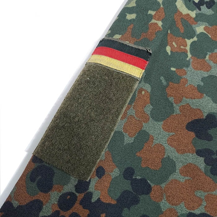 ��ʪ������ GERMAN GORE-TEX PARKA�����ƥå����ѡ���<br>�ڥɥ��ķ� �����ƥå����ѡ����ۥ�� �ߥ꥿�꡼ �����ȥɥ� woodland ���åɥ��� �����ѡ� ���㡼�ޥ� �ե쥯���� �º� �ե�å� �ɥ��ķ� ������ �л� �ɿ� �߱� ���� Ʃ��