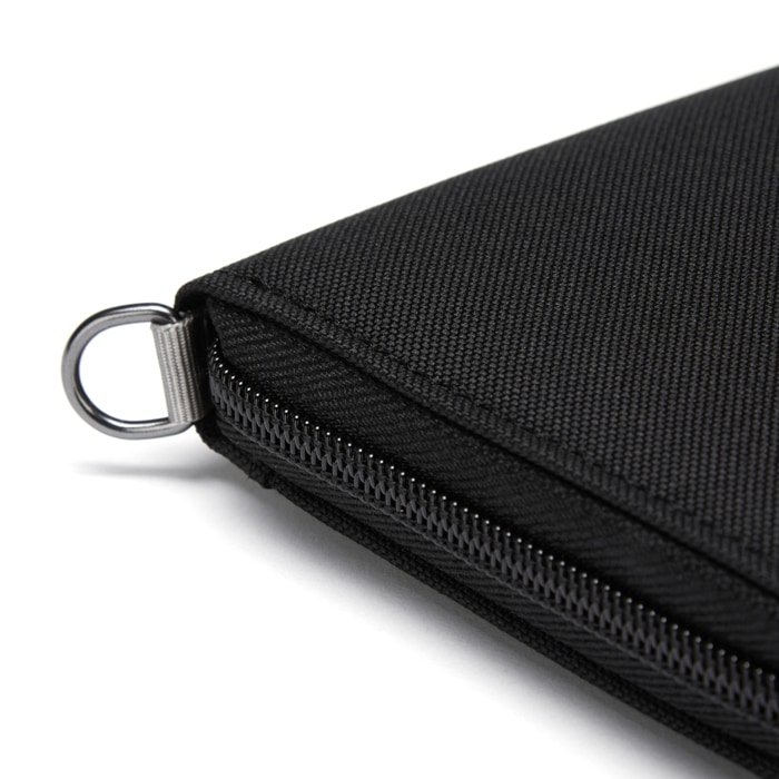 PacSafe RFID SAFE COMPACT ORGANIZER <br>�ڥѥå������� RFIG �����ե���ѥ��ȥ������ʥ������ۥ�� �ߥ꥿�꡼ �����奢�� �����ȥɥ� ι�� �л� ����ι��  �������ʥ����� ���� �������ƥ� ������ pacsefe PACSAFE ��ǥ����� ����ʡ��Хå� �����ɥ����� ���� �ݡ���