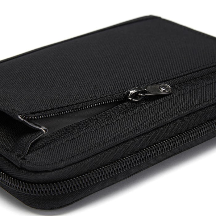 PacSafe RFID SAFE COMPACT ORGANIZER <br>�ڥѥå������� RFIG �����ե���ѥ��ȥ������ʥ������ۥ�� �ߥ꥿�꡼ �����奢�� �����ȥɥ� ι�� �л� ����ι��  �������ʥ����� ���� �������ƥ� ������ pacsefe PACSAFE ��ǥ����� ����ʡ��Хå� �����ɥ����� ���� �ݡ���
