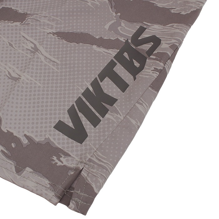 VIKTOS GYMSWYM2 TIGER GRAY SHORTS<br>�ڥ������ȥ� ���ॹ����2 �����������졼���硼�ġۥ�� �ߥ꥿�꡼ �����ȥɥ� �����ե��� ���� �ӡ��� ���Х� �����奢�� ������ �С��٥��塼 ���硼�ȥѥ�� �ȥ졼�˥� �ݥꥨ���ƥ� ���ѥ�ǥå��� ®��