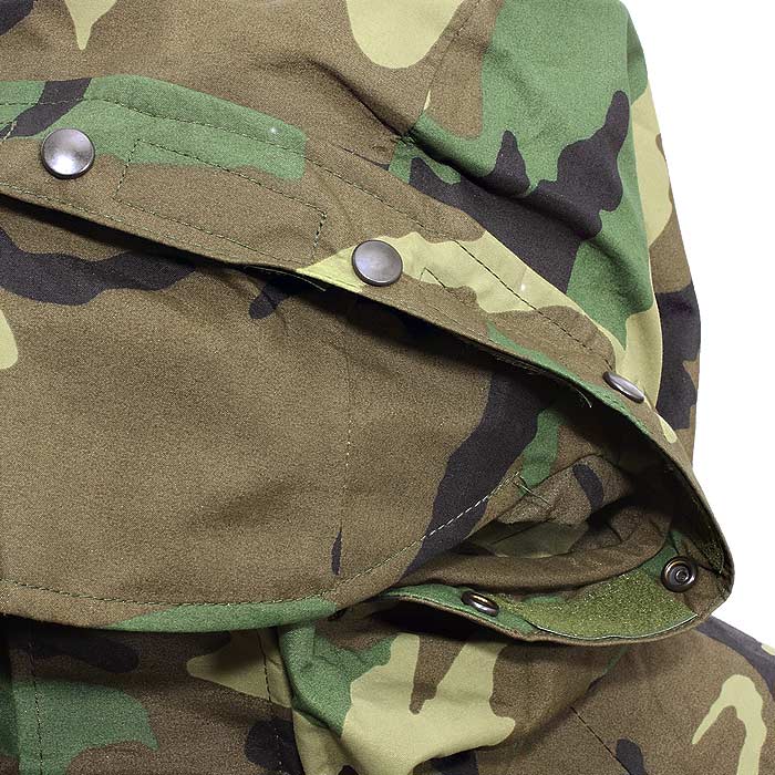 ��ʪ������ US ECWCS �����ƥå����ѡ���/1st Gen<br>���Ʒ� GORE-TEX PARKA�ۥ�� �ߥ꥿�꡼ �����ȥɥ� woodland ���åɥ��� �����ѡ�