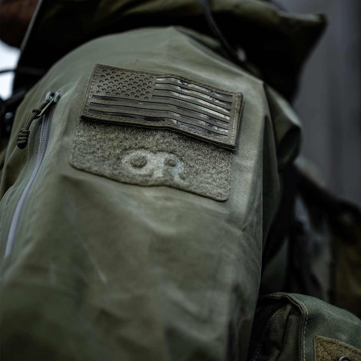 OUTDOOR RESEARCH #322588 Allies Mountain �� Jacket<br>�ڥ����ȥɥ��ꥵ���� ���饤�� �ޥ���ƥ� �� ���㥱�åȡۥߥ꥿�꡼ �����ȥɥ�  �������� �ɿ� ���Х���