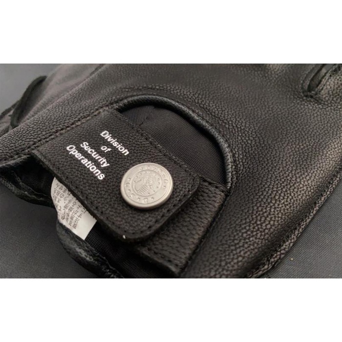 BIOHAZARD DETH ISLAND Leon Half Finger Gloves<br>�ڥХ����ϥ����� �ǥ��������� �쥪�� �ϡ��եե��󥬡� �������֡ۥ����� ���ץ��� capcom �ǲ� BASS �쥪�� ���ꥹ ���� ���륫�ȥ饺 ���ɥ䥳��� �쥶���������� �����ȥ����� �ϡ��եե��󥬡� �Х��� �Х�����