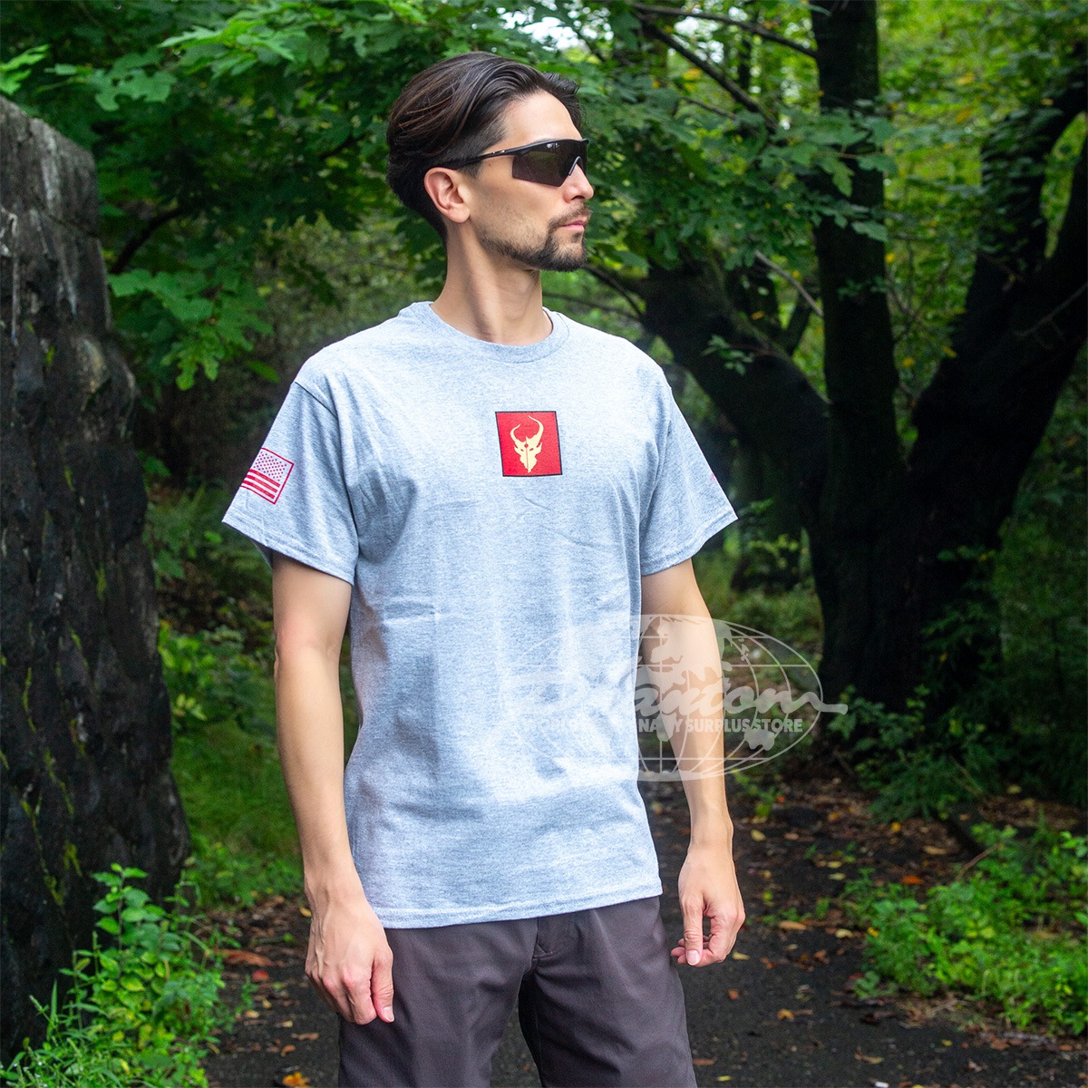 P/O SEALs RED TEAM DEMON NIGHT GLOW Tee<br>�ڥե���ȥ� �Ƴ��������륺 ��åɥ����� �߸� �ǡ���� T����ġۥǥ֥��� ��� �ߥ꥿�꡼ �����ƥ����� ���Х� ������ �����奢�� �����ȥɥ� �Ƴ��� �ü����� NAVY SEALS �ͥ��ӡ� �����륺