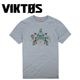 VIKTOS AFT Tee<br>�ڥ������ȥ� AFT T����ġۥ�� �ߥ꥿�꡼ �����ȥɥ� ���Х� �����奢�� ������ �Х��� �ġ���� ��������� ���ݡ��� ���塼�ƥ��� ���åȥ� �ݥꥨ���ƥ� ���롼�ͥå� Ⱦµ �ץ��� �ȥåץ� ����ʡ� ���� �� �إ�